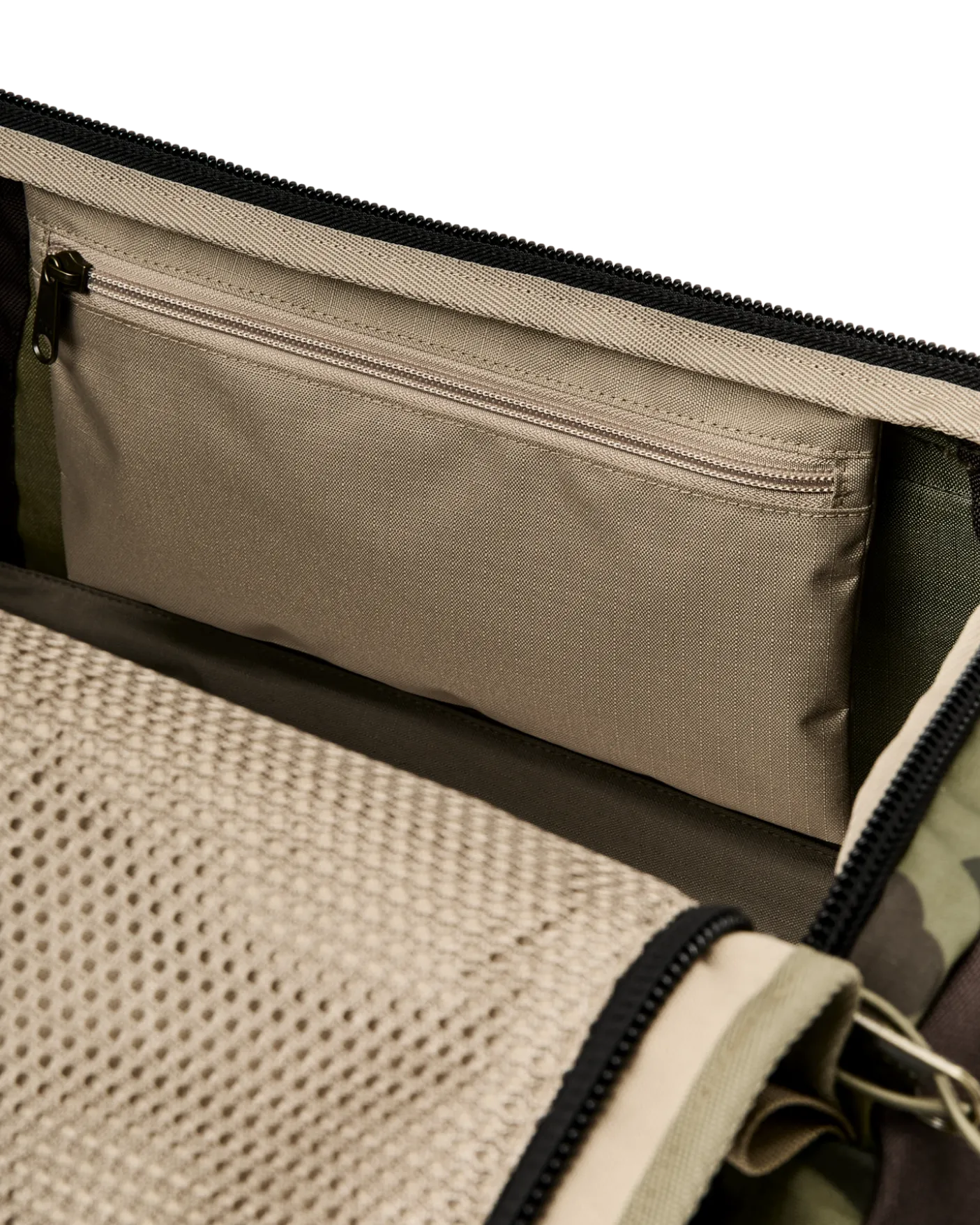 All-weather 40l Duffle